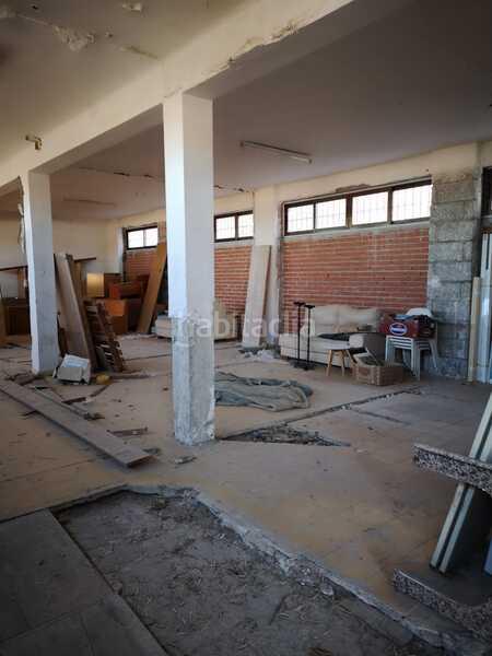 Foto 45966ccd-b251-442e-a8c0-2b1982a7fd4d. Edifici a Hoyo de Pinares (El)