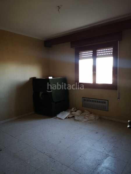 Foto 69dc1b90-aee3-47f1-a592-47ecb562e689. Edifici a Hoyo de Pinares (El)