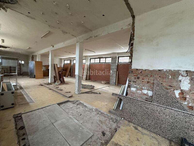 Foto 892320e0-804e-4221-8633-1a27e40a23ca. Edifici a Hoyo de Pinares (El)