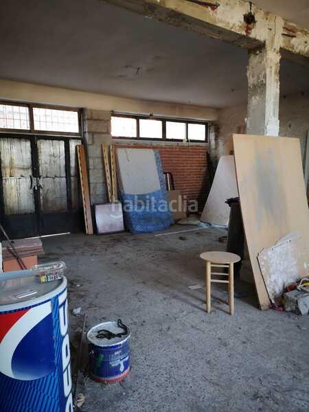 Foto d130d903-8fda-41b5-86df-d6fd1fddc1b1. Edifici a Hoyo de Pinares (El)