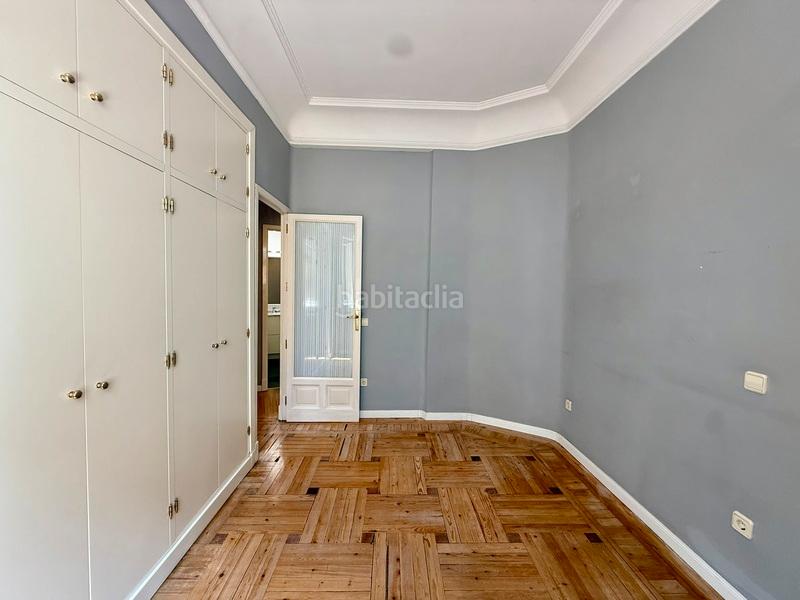 Foto 95ea1f81-25a6-4d6f-9f86-3e0e08694e92. Pis amb calefacció a Trafalgar Madrid