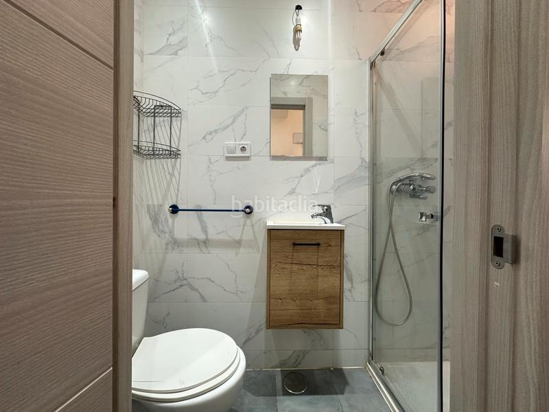 Foto 258a4ad0-846e-4441-be0a-9149aa6992cd. Piso globalpiso carabanchel Vista Alegre vende en exclusiva local convertido en vivienda de 30 m2 distribuidos en salón con cocina amer en Madrid