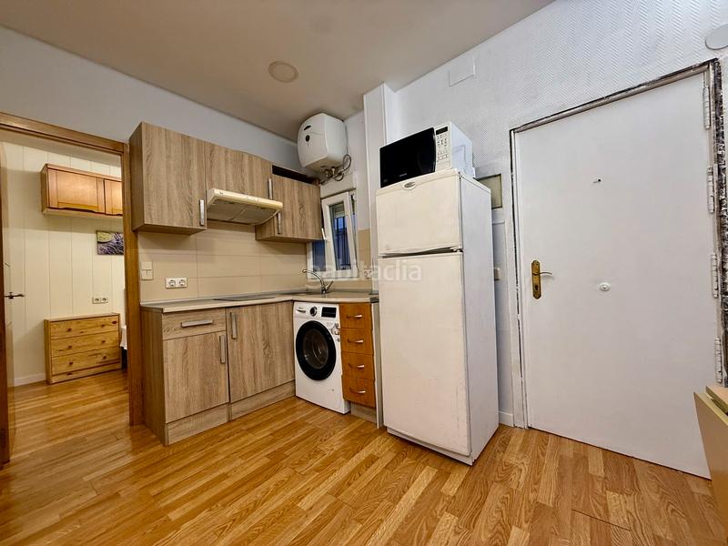 Foto f21488b8-2e48-4041-9d42-b5e835f7911b. Piso globalpiso pau de carabanchel vende en Numancia vivienda de 1 dormitorio, 1 baño con plato de ducha y calefactor, y cocina abiert en Madrid