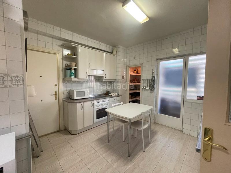 Foto 6ecd4cd2-cb3a-47fb-b2ab-1db74c97de0a. Piso globalpiso chamberí, vende en exclusiva! magnífica vivienda de 169 msup2 construidos, situada en una tercera planta, distribuida e en Madrid