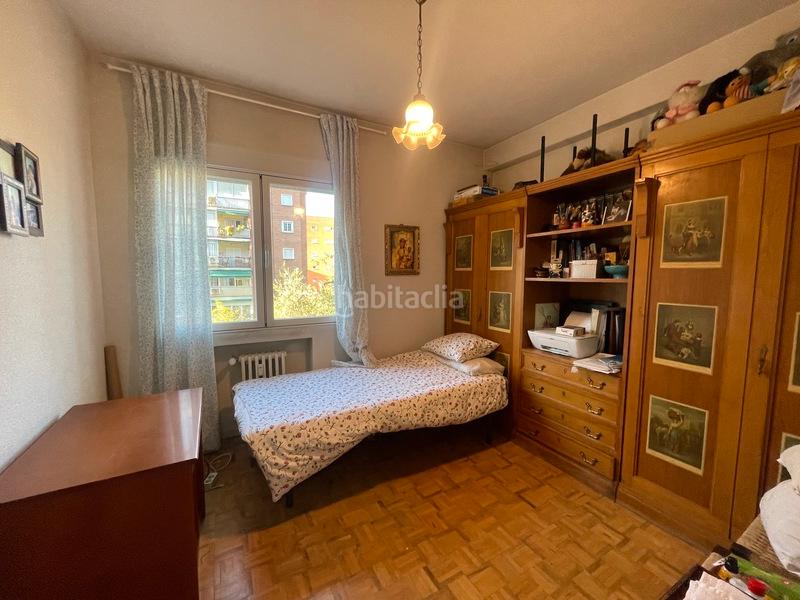 Foto e8b8df9e-43c4-40f3-a1d0-10938c82d85e. Piso globalpiso chamberí, vende en exclusiva! magnífica vivienda de 169 msup2 construidos, situada en una tercera planta, distribuida e en Madrid