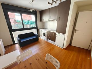 Location Appartement à Berruguete. Globalpiso  tetuán alquila piso para temporada. se encuentra en