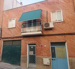 Edifici a San Isidro. Globalpiso carabanchel vista alegre vende edificio con gran pote