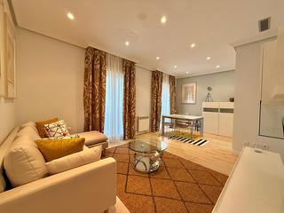 Location Appartement à Trafalgar. Globalpiso chamberí alquila magnífica vivienda interior luminosa