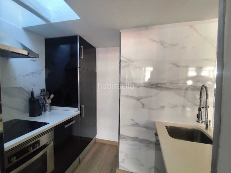 Foto 1d15ac87-3ca8-42df-bbd9-3a46accc4ec7. Àtic amb calefacció a Universidad-Malasaña Madrid