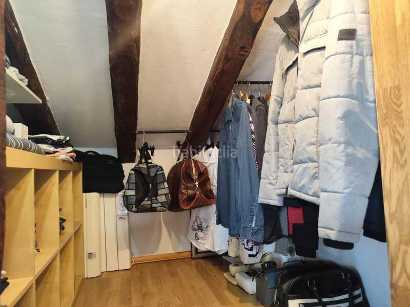 Foto 4c2554bb-2959-42a5-a8a7-3356c82b8a11. Attico con riscaldamento in Universidad-Malasaña Madrid