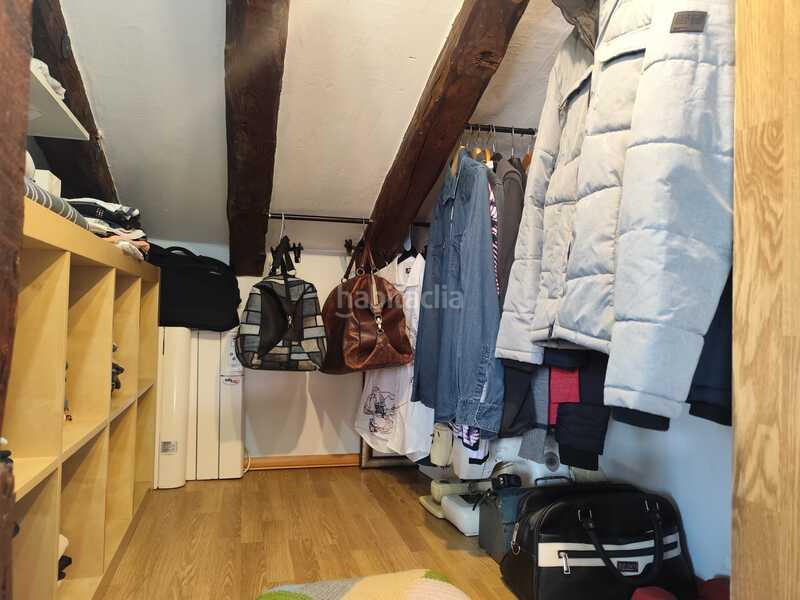 Foto 77f46bb2-4bc3-422e-8c85-22cec0060b4c. Attico con riscaldamento in Universidad-Malasaña Madrid