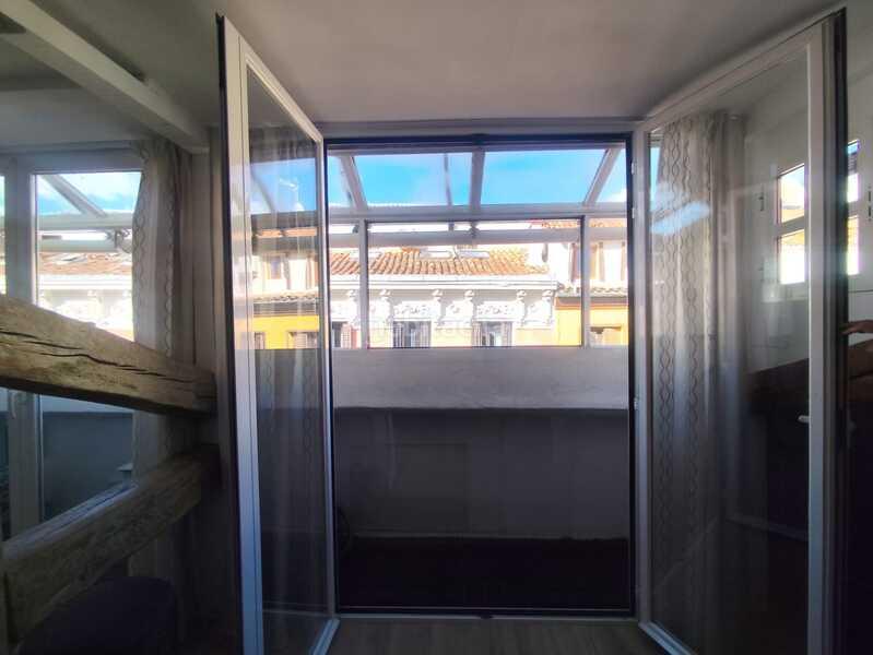 Foto 830a8664-328f-44fd-a092-3f70e804163a. Attico con riscaldamento in Universidad-Malasaña Madrid