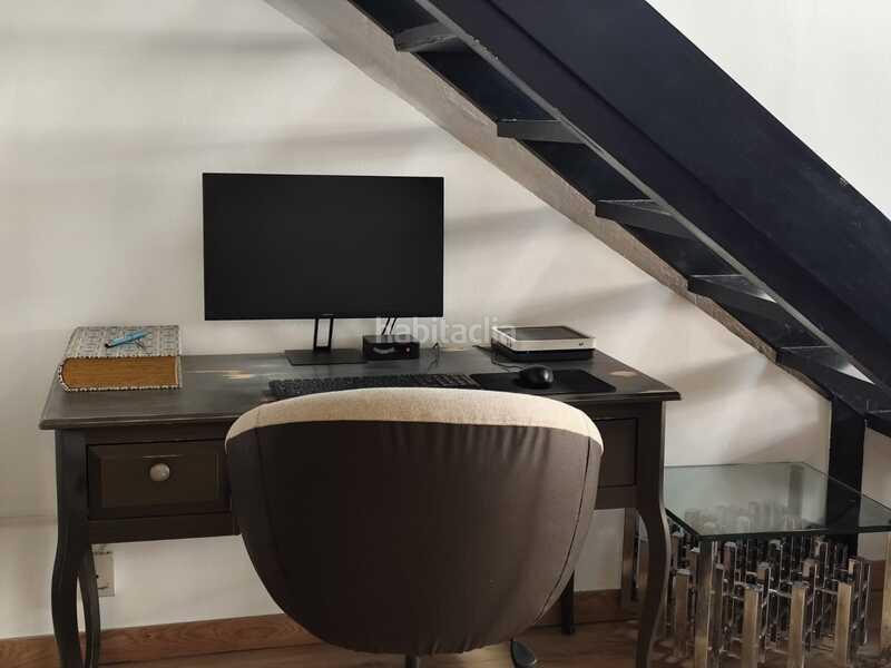 Foto f3a268bb-34e2-4a3c-8b35-e55dddde9857. Attico con riscaldamento in Universidad-Malasaña Madrid