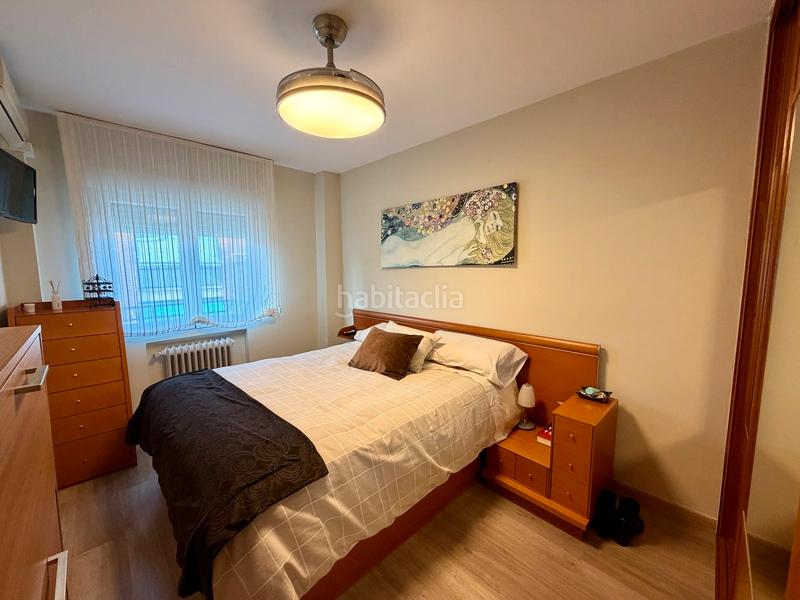 Foto 149c3546-a467-46f3-88e0-b4ba6d2f5a64. Pis amb calefacció aparcament a Pradolongo Madrid