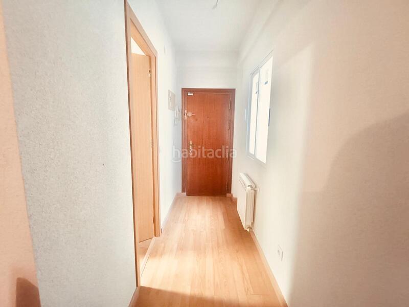 Foto 3e9cc830-01e9-4890-bb51-a6170ec1791d. Flat with heating in Vista Alegre Madrid