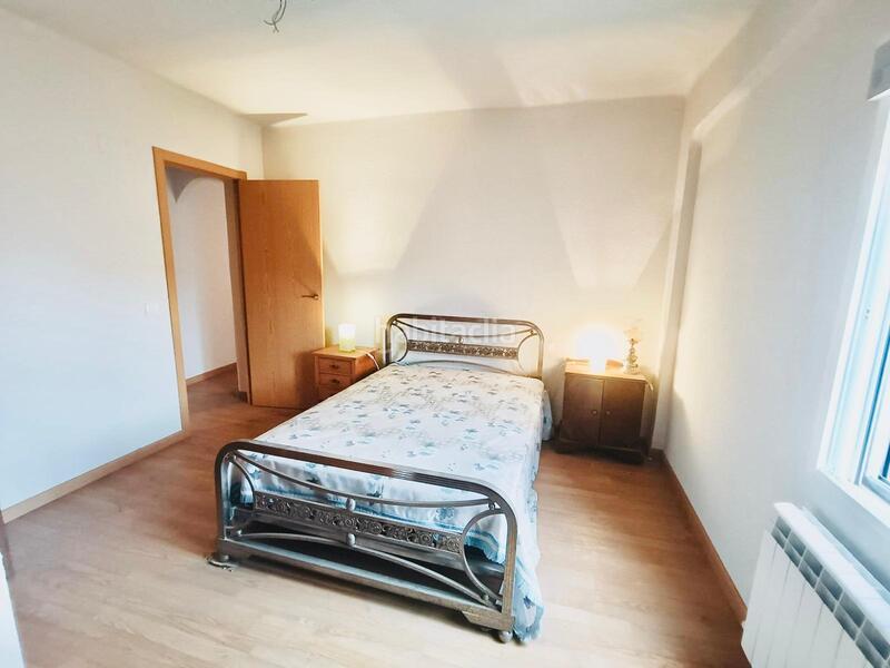 Foto 71aaf7d2-68a6-41e5-acde-0b4a8087543d. Flat with heating in Vista Alegre Madrid