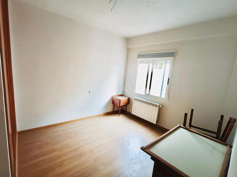 Foto 778976d5-a4c5-4e6c-b170-7dde34ca1f99. Flat with heating in Vista Alegre Madrid