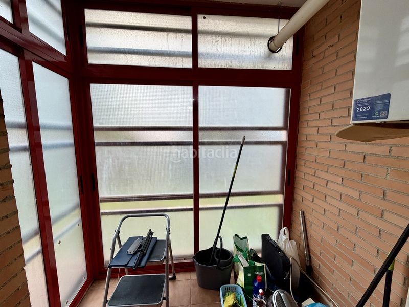 Piso globalpiso PAU de Carabanchel vende vivienda de 70m2 útiles, 80m2 distribuidos en 2 amplios dormitorios con armarios empotrados, u en Madrid - Imagen 5