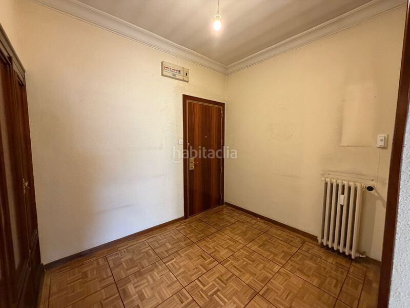 Piso globalpiso chamberí vende en exclusiva este luminoso ático situado en la calle cardenal cisneros, en pleno barrio de Trafalgar.ubi en Madrid - Imagen 25