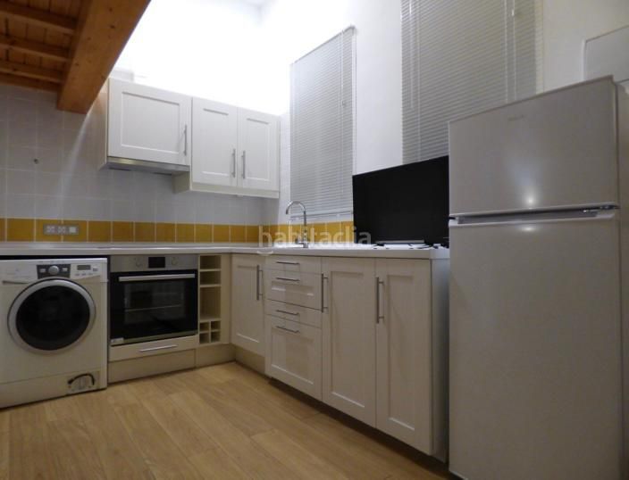 Foto 2d7a12fe-946c-481f-80f5-9ac3740b7815. Estudi amb calefacció a Universidad-Malasaña Madrid