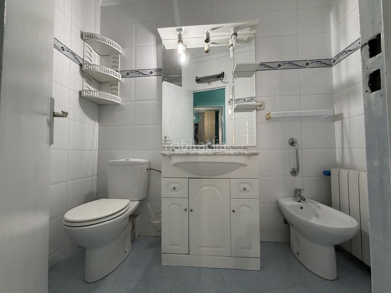 Foto 181c1cb8-7614-4d9b-838f-4bdc0f4e3517. Piso globalpiso pau de carabanchel presenta esta vivienda en el barrio de buenavista, situada en la avenida de carabanchel alto.la vivi en Madrid