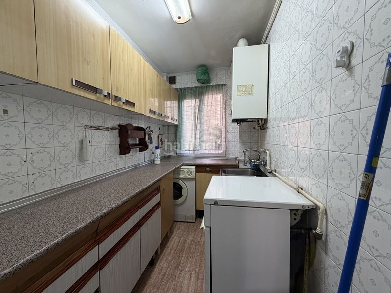 Foto a613c7d7-ab8f-4c60-b17f-a3cc636e4e6a. Piso globalpiso pau de carabanchel presenta esta vivienda en el barrio de buenavista, situada en la avenida de carabanchel alto.la vivi en Madrid
