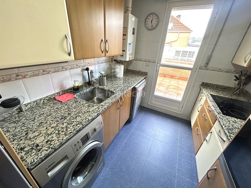 Foto 22bf79d8-e988-4502-b651-0034d770b3e6. Pis amb calefacció aparcament a Berruguete Madrid