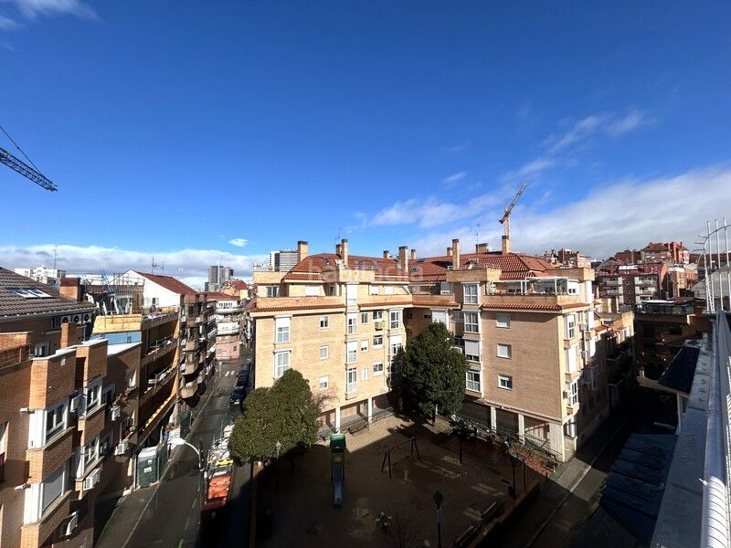 Foto 6fe68f2c-af7f-4afa-8c8a-c44279b19d8a. Pis amb calefacció aparcament a Berruguete Madrid