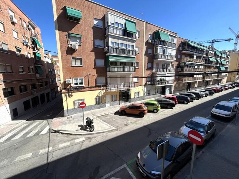 Foto c21bef09-1798-4e78-9124-229b2b09b1e5. Pis amb calefacció a Berruguete Madrid