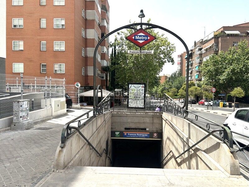 Foto 1f6a0770-cc59-40f6-b223-a896411a35d6. Pis amb calefacció piscina a Berruguete Madrid
