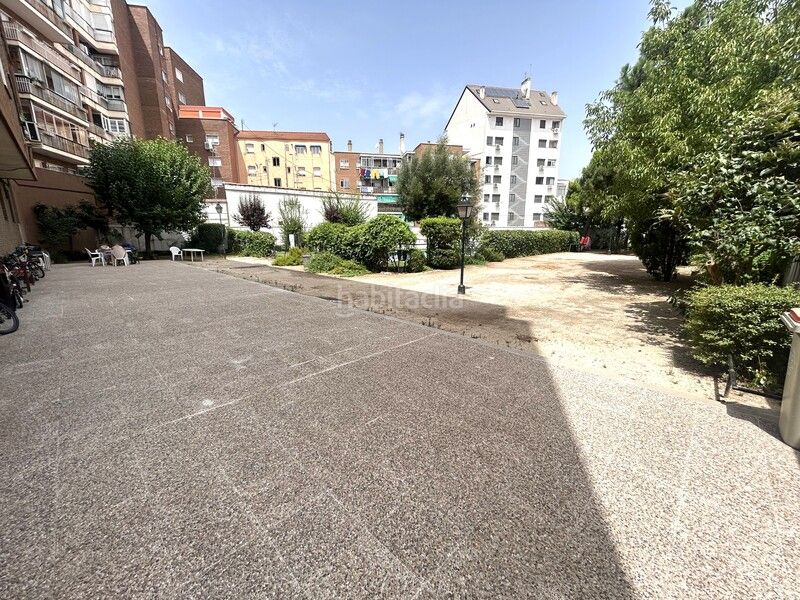 Foto b5e930b3-376f-4847-a310-9b73b0102c45. Pis amb calefacció piscina a Berruguete Madrid
