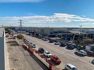 Lloguer Local Comercial a Calle diesel 13. Alquiler sede coorporativa