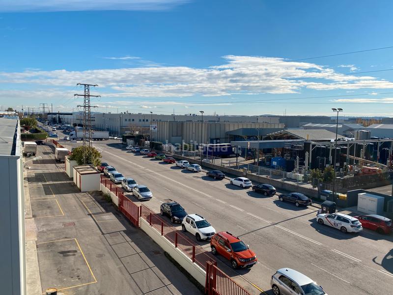 Foto 4d200f24-36c3-4c80-adb0-ac88fe8e5832. Rent business premise in calle diesel 13 in Los Olivos-Los Ángeles Getafe