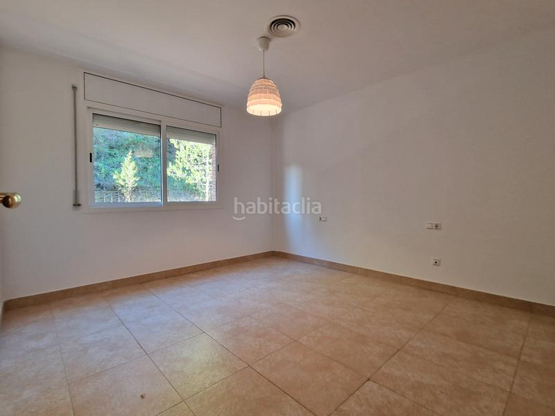 Foto d2d58efb-4e03-4fdc-bc2f-39540608de69. Lloguer casa amb xemeneia calefacció aparcament a Corbera de Llobregat