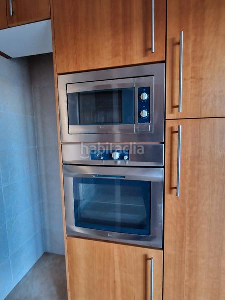 Foto dddaa436-913a-4014-a25d-53b821cd2bd2. Lloguer casa amb xemeneia calefacció aparcament a Corbera de Llobregat