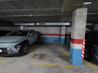 Miete Autoparkplatz in Carrer de l'anoia 11. Para coche mediano