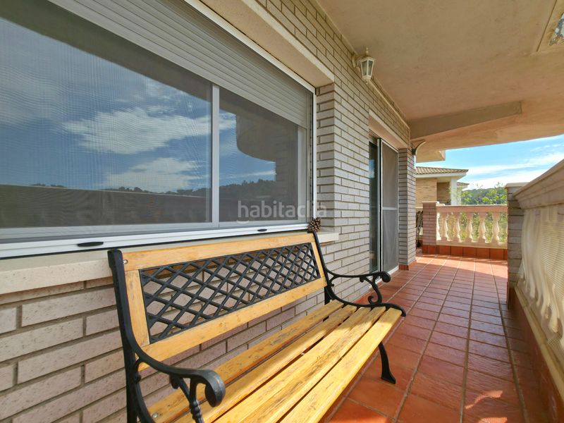 Foto 16bd43bc-c334-434c-898d-95bfb11a4724. Casa amb calefacció aparcament a Corbera de Llobregat