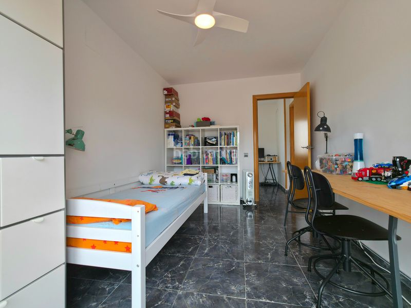 Foto 16fba7c9-f643-44f7-90f6-9e07e3af9bc0. Casa amb calefacció aparcament a Corbera de Llobregat