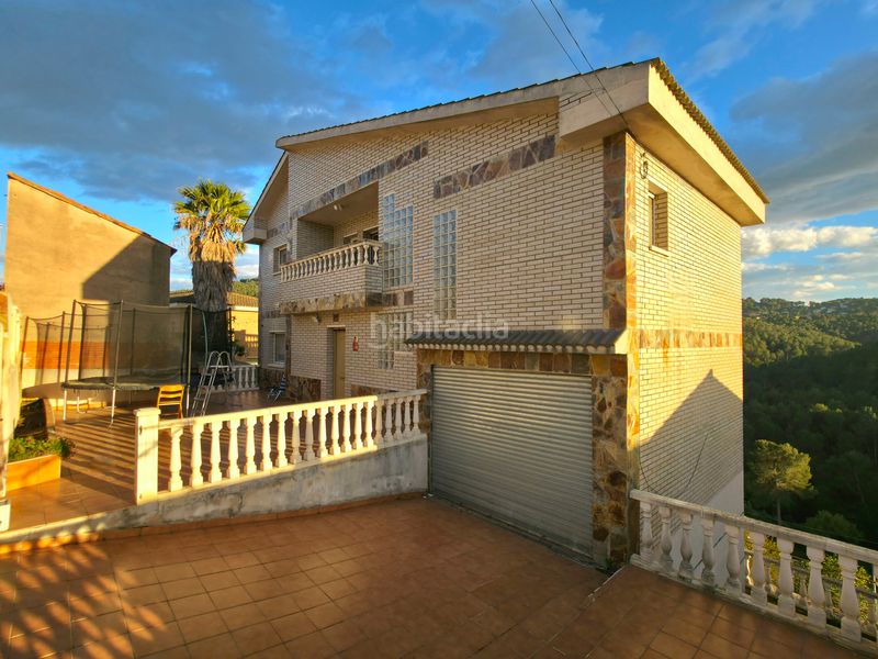 Foto 9c09b6f3-05eb-4c38-af89-a401f0d6b36b. Casa amb calefacció aparcament a Corbera de Llobregat