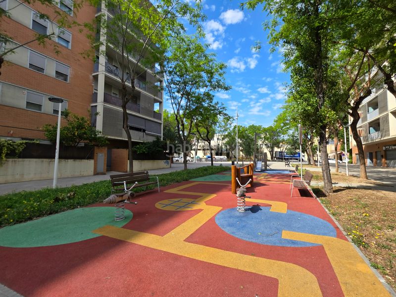 Foto c9c9853a-967d-4ff2-92fa-be48768eeae0. Pis amb calefacció aparcament piscina a Sant Andreu de la Barca