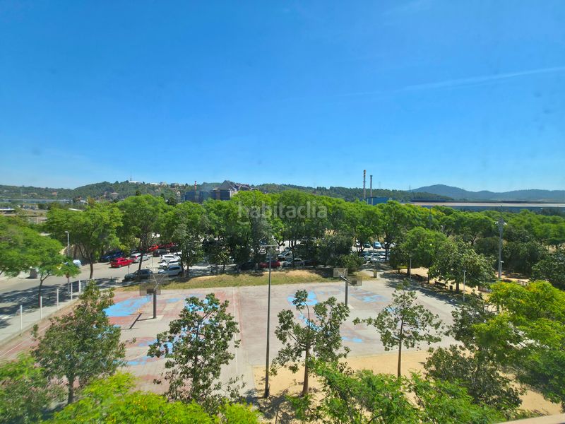 Foto 204d4958-14fc-45f7-8148-07e77a7992f3. Pis amb calefacció aparcament a Sant Andreu de la Barca