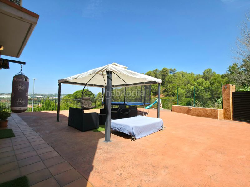 Foto 8c0cb8ca-e6a0-4279-8669-ab13e9a816ea. Casa amb calefacció aparcament piscina a Abrera