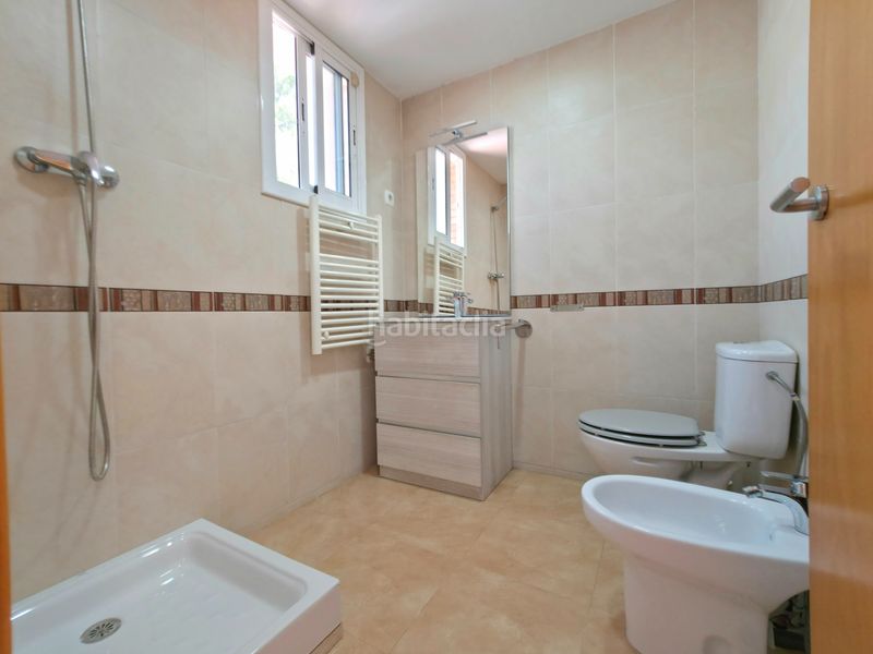 Foto a6e812b4-142d-49c1-99c5-dbf732cb0194. Casa amb calefacció aparcament piscina a Abrera