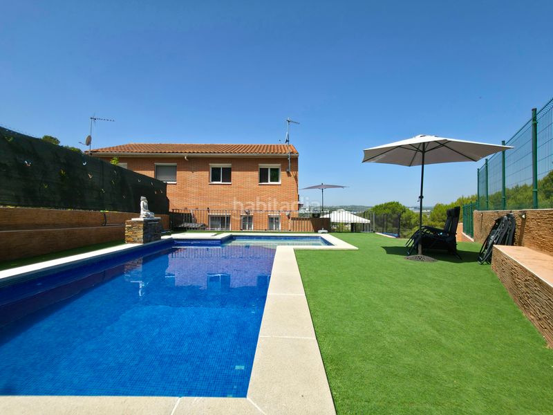 Foto c7cac09b-6bfd-445b-82ac-3b5a7a90d8b9. Casa amb calefacció aparcament piscina a Abrera