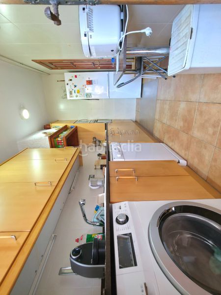 Foto 7daa3aed-b25b-4454-b514-42f5e7a32645. Casa amb xemeneia calefacció aparcament piscina a Corbera de Llobregat