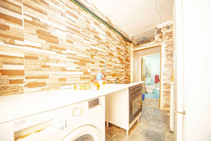 Foto 3afa2a0c-f031-49a7-8747-918c8371f8d2. Pis a Puerta Bonita Madrid