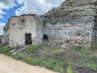 Finca rústica en Chinchón. Finca con agua a menos de 2 eur /metro