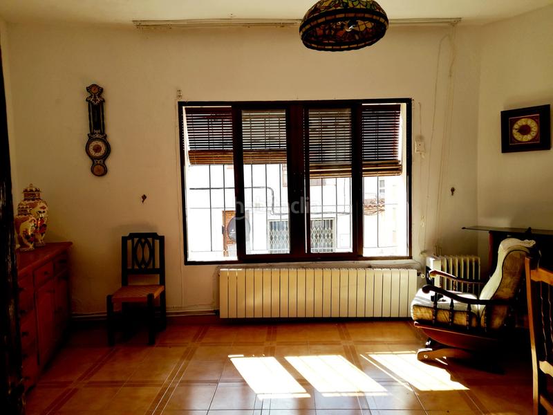 Foto efd6ab8e-be74-4fab-934e-8d250cf5281e. Casa adossada a Chinchón