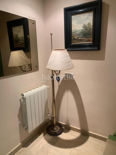 Foto 74235834-e1c1-4c30-9694-f8f7a59fede9. Casa aparellada amb aparcament a Nueva España Madrid