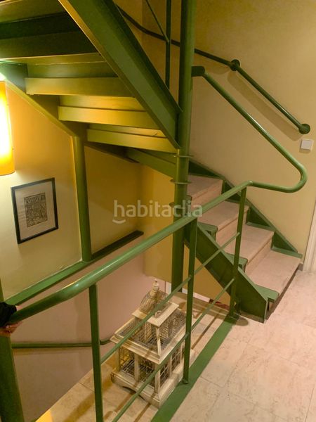 Foto a73dafa3-336b-4598-a384-510888e4ac53. Casa aparellada amb aparcament a Nueva España Madrid